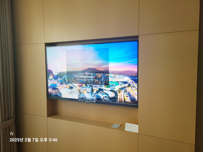 제주 람정 신화월드 리조트 LED TV 설치 50UR642S0NC