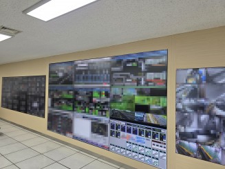 제주 공항공사에 사이니지 TV 비디오월 21대 설치